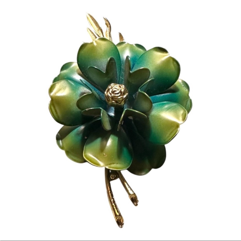 Vintage Coro enamel flower brooch 1940’s-50’s Women’s costume jewelry